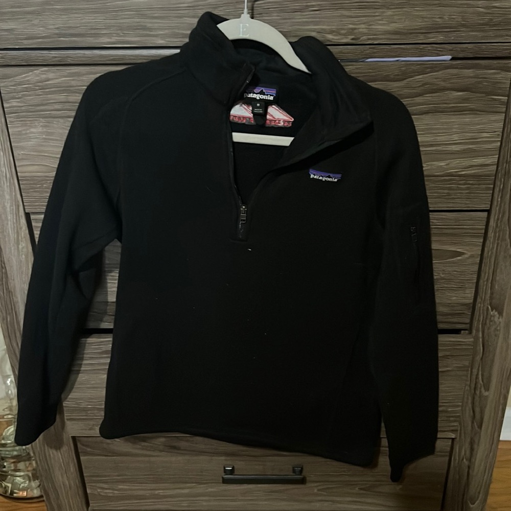 Black Patagonia Fleece 1/4 Zip